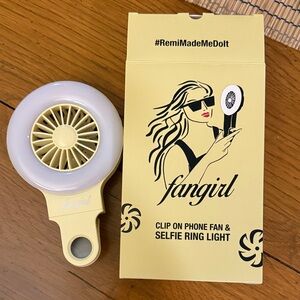 FANG Clip-On Phone Fan & Selfie Ring Light - Cream